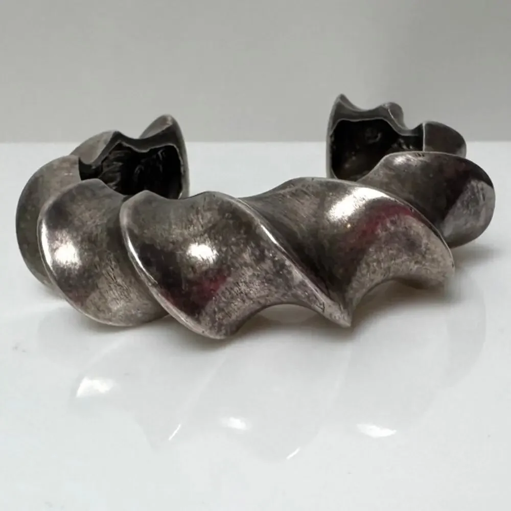 Doug Paulus Signed Silver Cuff Bracelet NWOT Sculptural Designer Jewelry